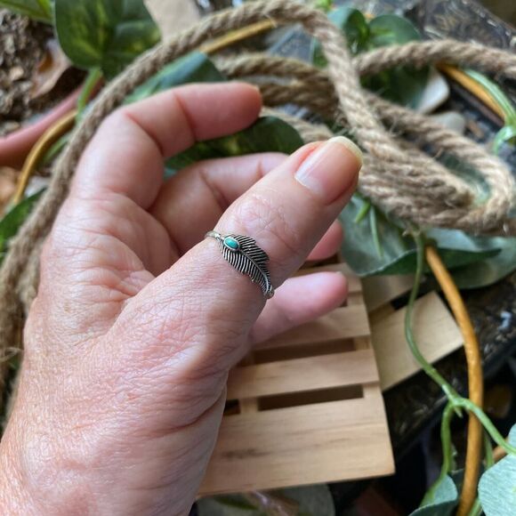 Turquoise Sterling Silver Feather Ring - Picture 4 of 7